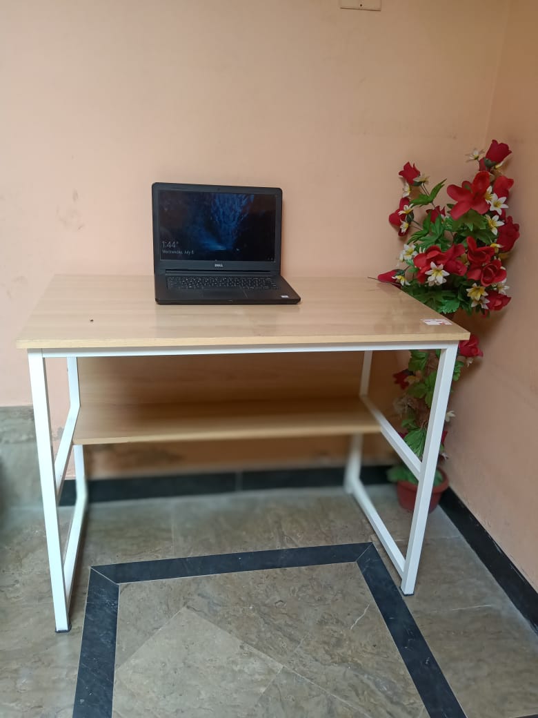 Modern H-DESIGN MDF wood and METAL Tables for office, computer desk, laptop and PC desk,  Software houses, Telecommunication companies