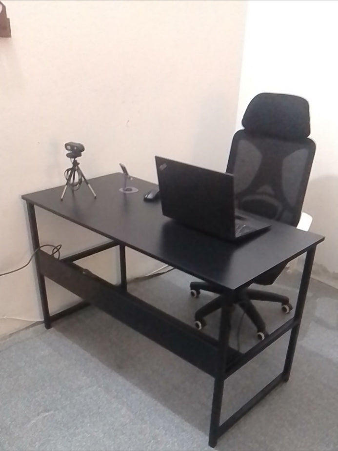 Modern H-DESIGN MDF wood and METAL Tables for office, computer desk, laptop and PC desk,  Software houses, Telecommunication companies