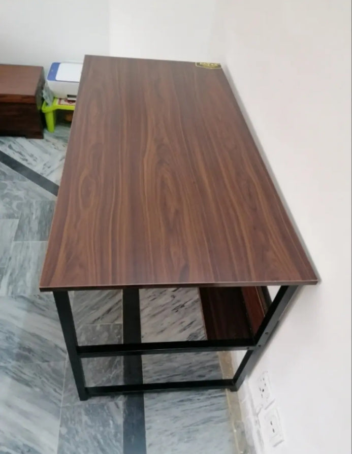 Modern H-DESIGN MDF wood and METAL Tables for office, computer desk, laptop and PC desk,  Software houses, Telecommunication companies
