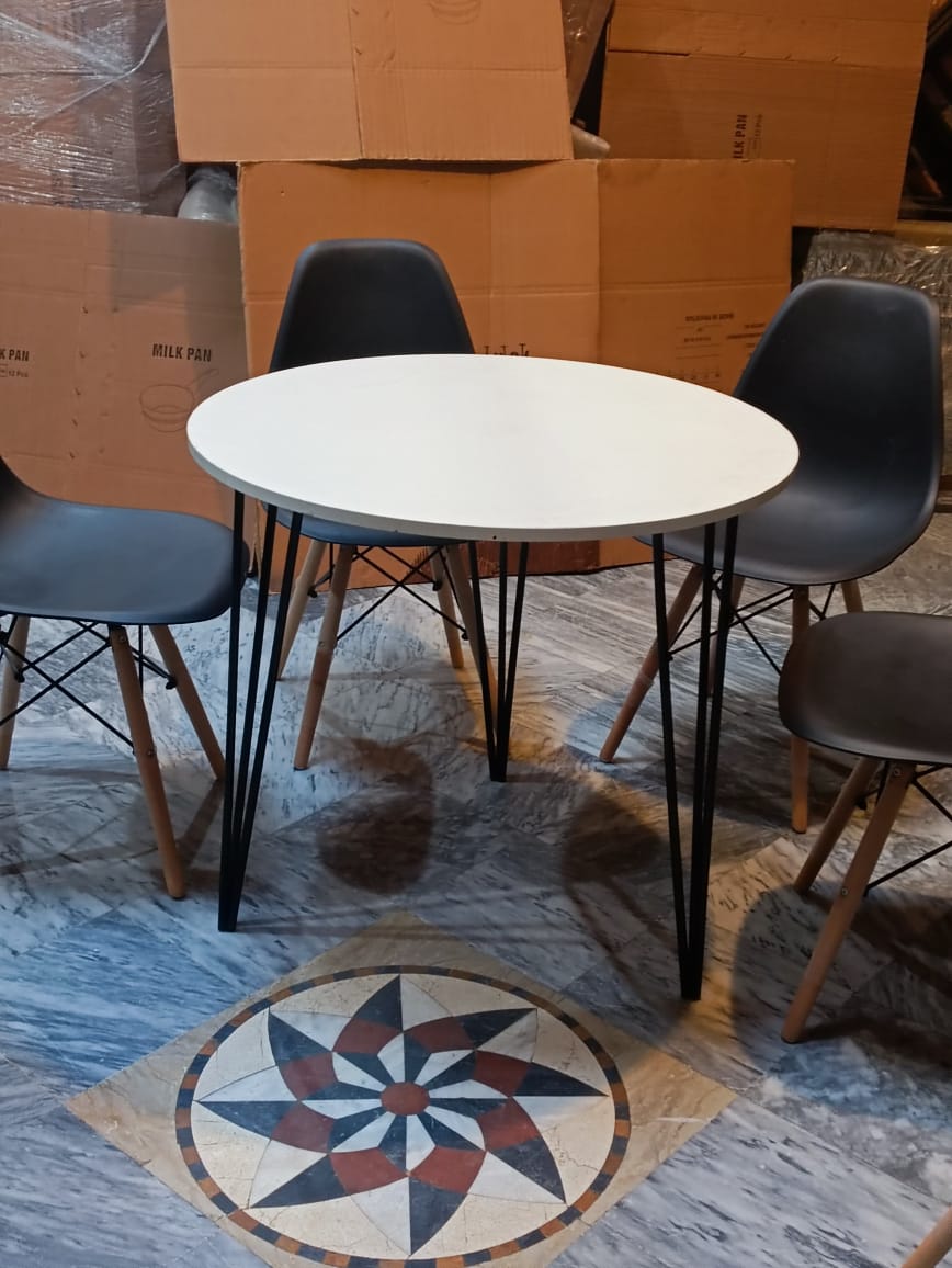 Premium Round Dining Table Set for Home & Café,  Round Dining Table Set with 5 Eames Chairs, Nordic Style Round Dining Table Set – Black & White Chairs