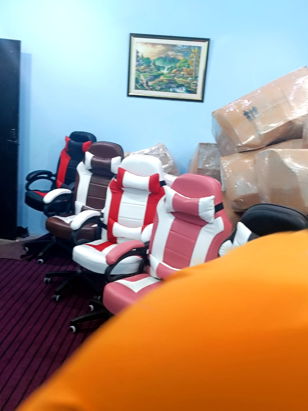 Premium High Back Executive Gaming Chair , Ergonomic Office Chair with Headrest & Lumbar Support , Padded Armrests, Rolling Computer Chair