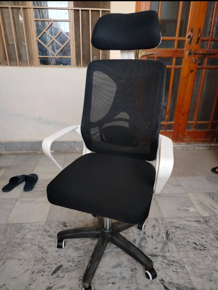 Ergonomic Mesh Office Chair, Executive Computer and Laptop use chair , Meshback chair with height adjustment and movement quality, Imported Study and gaming use chair,  Mesh Office Chair with Lumbar Support & Head Cushion